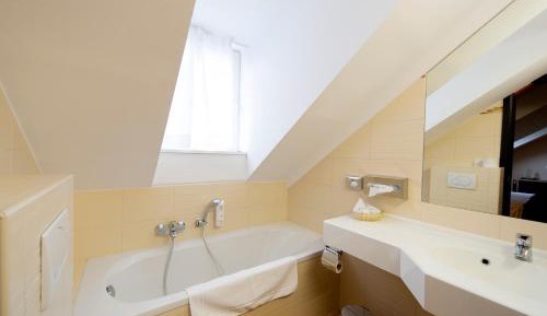 Triple Room - Annex