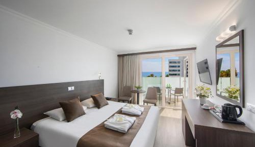 Suite with Sea View