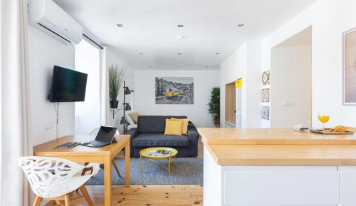 Studio with Kitchen and Sofa Bed