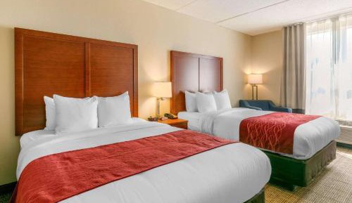 Queen Room with Two Queen Beds - Accessible/Non-Smoking 