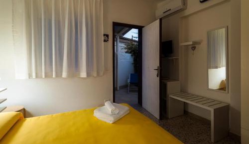 Studio with Terrace (2 Adults)