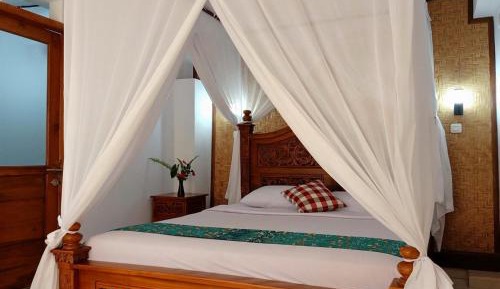 Double or Twin Room with Terrace