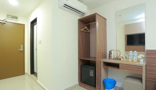 Deluxe Queen Room