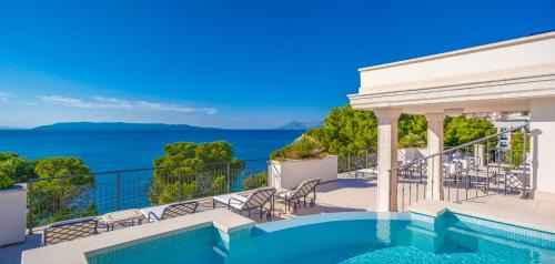 Deluxe Suite with Sea View