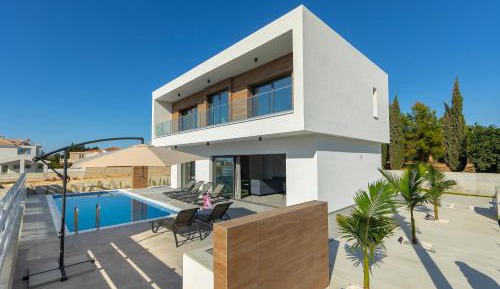 Villa with Private Pool