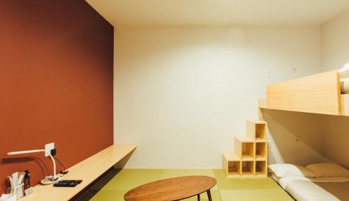 Japanese-Style Room with Twin Bunk Beds - Male Only