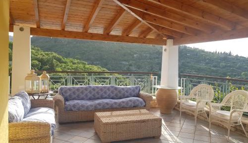 Villa - Beach Front