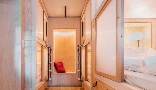 Single Bed in 6 Bed Mixed Dormitory Room