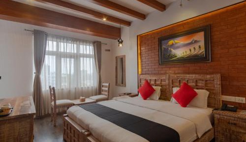 Deluxe Suite