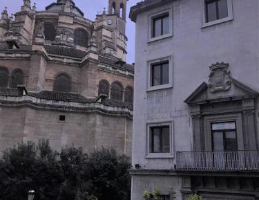 Superior Apartment - Plaza Villamena