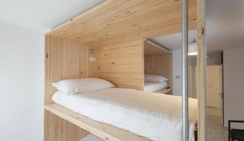 Quadruple Room with Private Bathroom