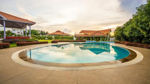 Deluxe Double or Twin Room with Garden View