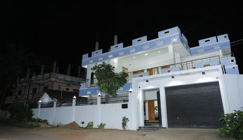 Deluxe Family Apartment