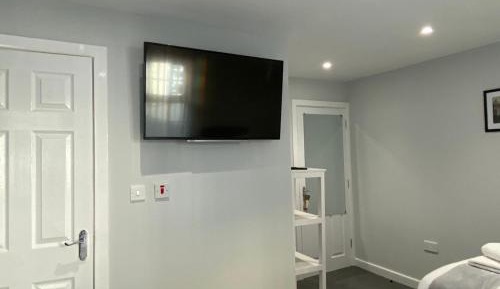 Triple Room with Private Bathroom