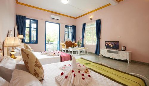 King Suite with Balcony