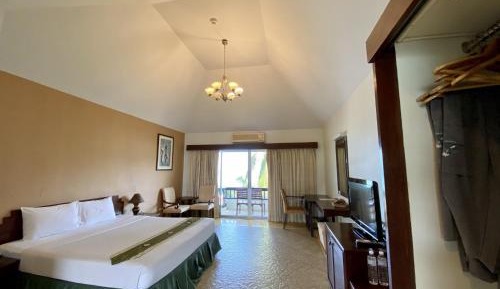 Deluxe Double or Twin Room with Sea View