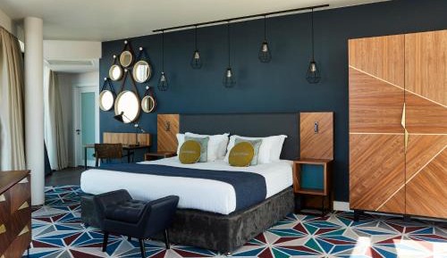 Superior King Room with Balcony