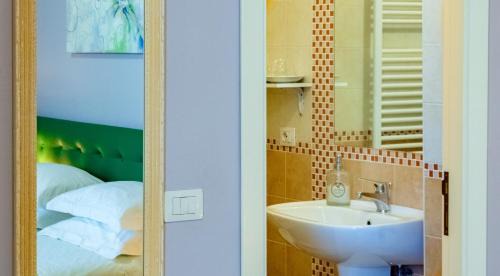 Deluxe Double or Twin Room with River View
