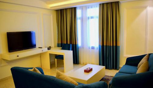 One-Bedroom Suite