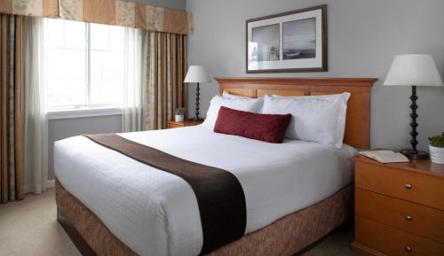 Two-Bedroom Suite