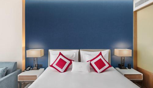 Deluxe Room - King Bed