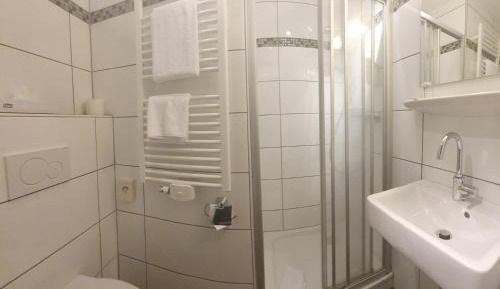 Economy Single Room