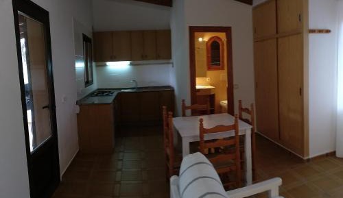 One-Bedroom Apartment (4 Adults)