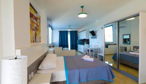 Superior Triple Room with Sea View