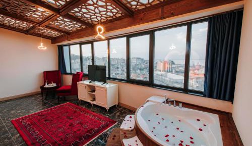 Honeymoon Suite with Sea View
