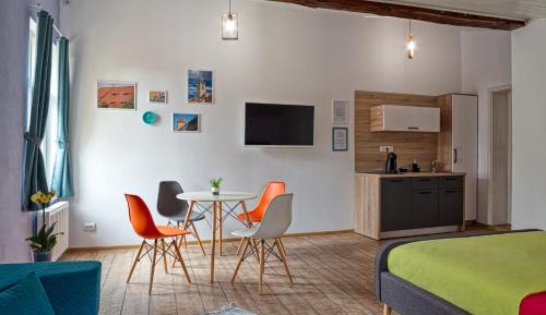 Superior Studio