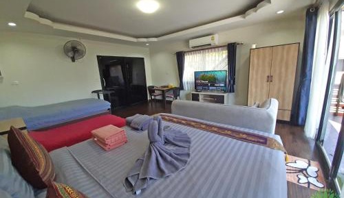 Studio with Balcony and Sea View