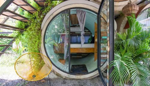 Cylinder Small Room