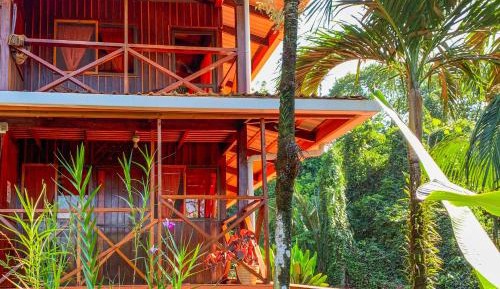 Two-Bedroom Bungalow with Sea View