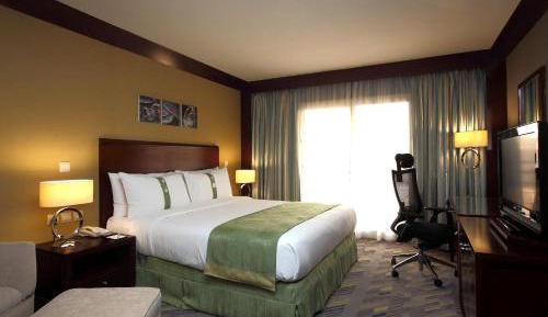 Standard King Room - Non-Smoking 