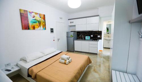 Deluxe Double Room with Bath