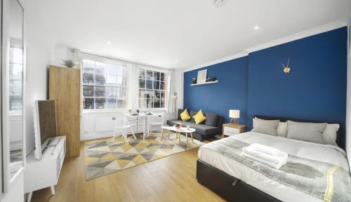Studio Apartment