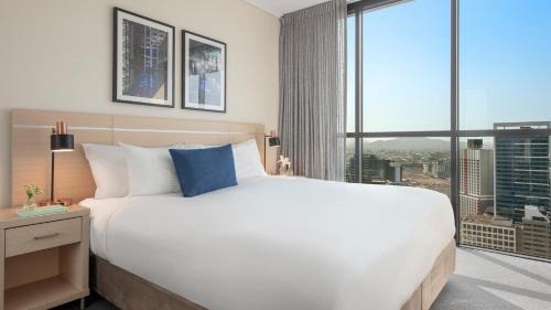 Executive One-Bedroom Apartment