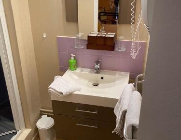 Comfort Triple Room