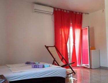 Studio Apartment with Balcony