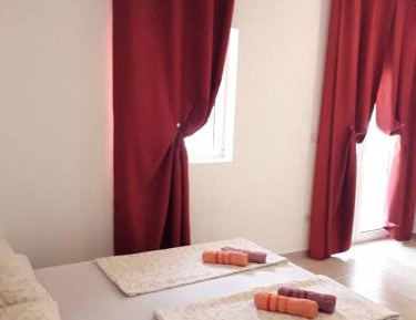 Studio Apartment with Balcony
