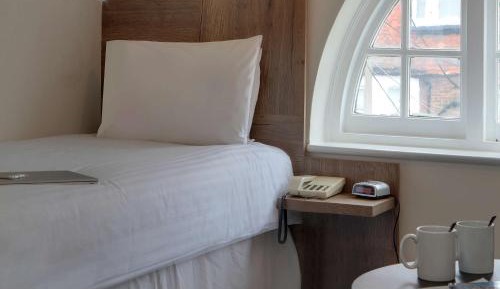 Standard Single Room