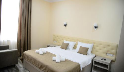 Large Twin Room