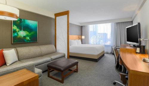King Room with Sofa Bed - High Floor