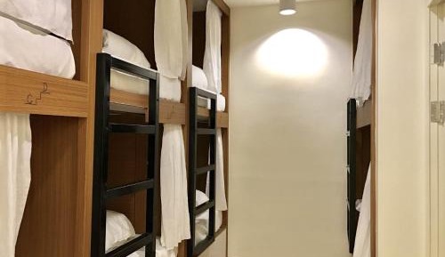 Double Bed in Mixed Dormitory 