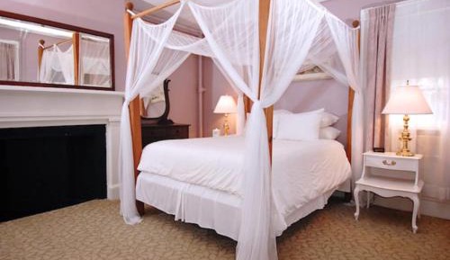 Superior One Queen Bed