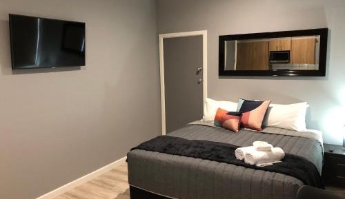 King Studio with External Bathroom