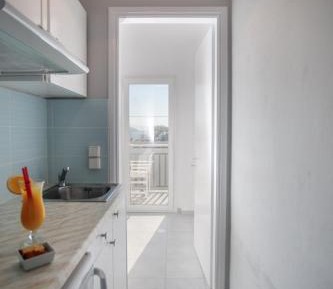 Superior Studio with Partial Sea View