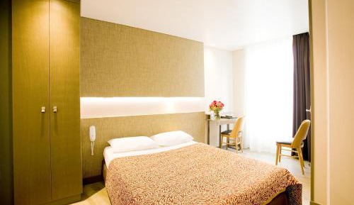 Single Comfort Room