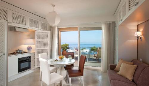 Suite with Sea View