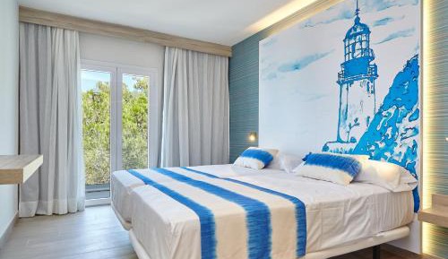 Suite with Lateral Sea View